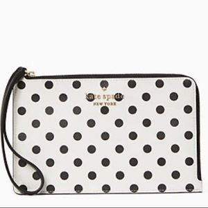 Kate Spade Staci Medium Wristlet NEW